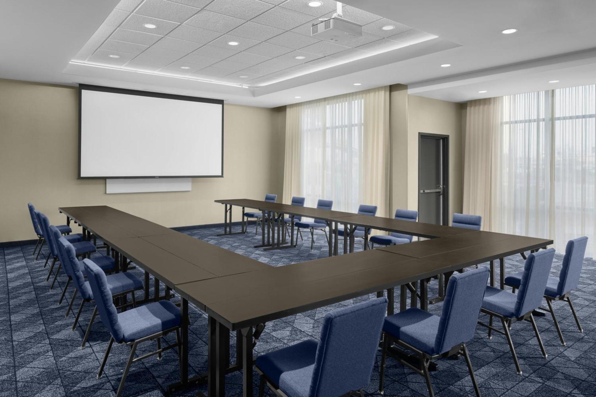 Courtyard By Marriott San Angelo Hotel Екстериор снимка