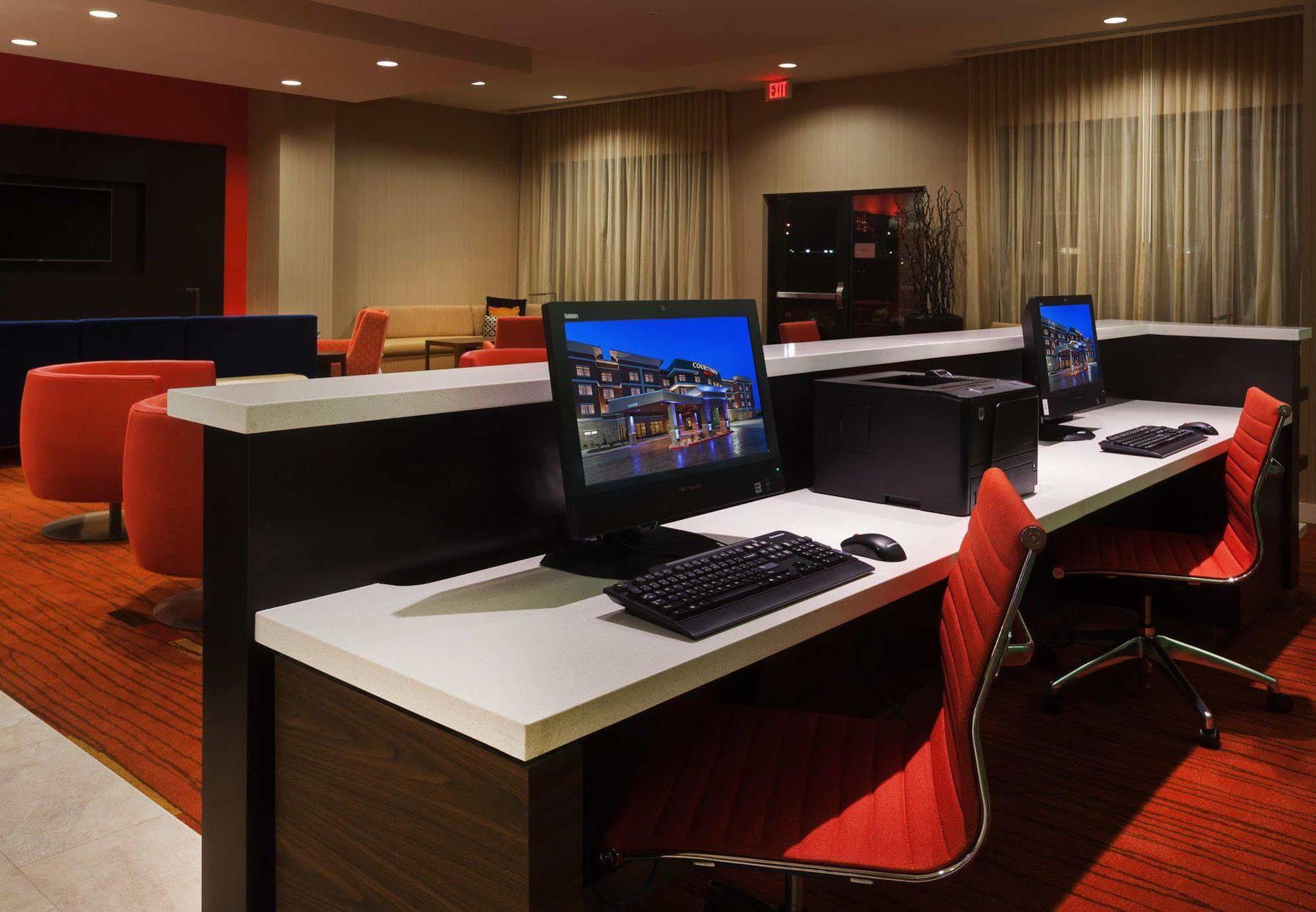 Courtyard By Marriott San Angelo Hotel Екстериор снимка